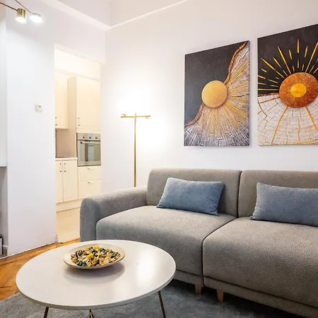 Old Town Nest - Cozy 1br Retreat