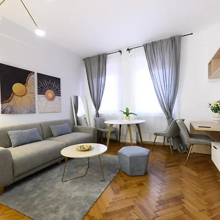 Διαμέρισμα Old Town Nest - Cozy 1br Retreat *